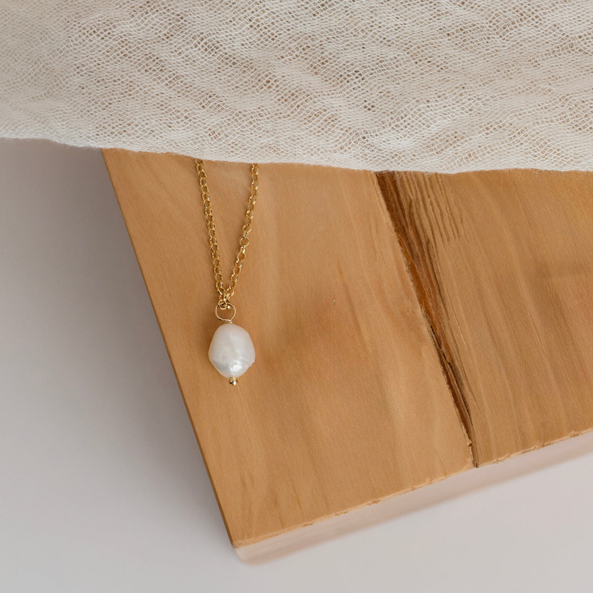 Colar Ubomi Pérola Barroca