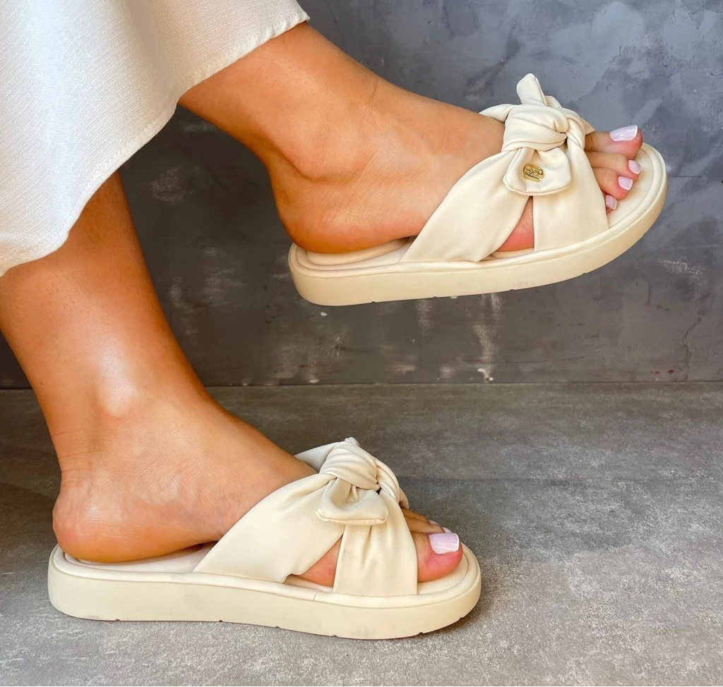 Sandália Confortável Laço