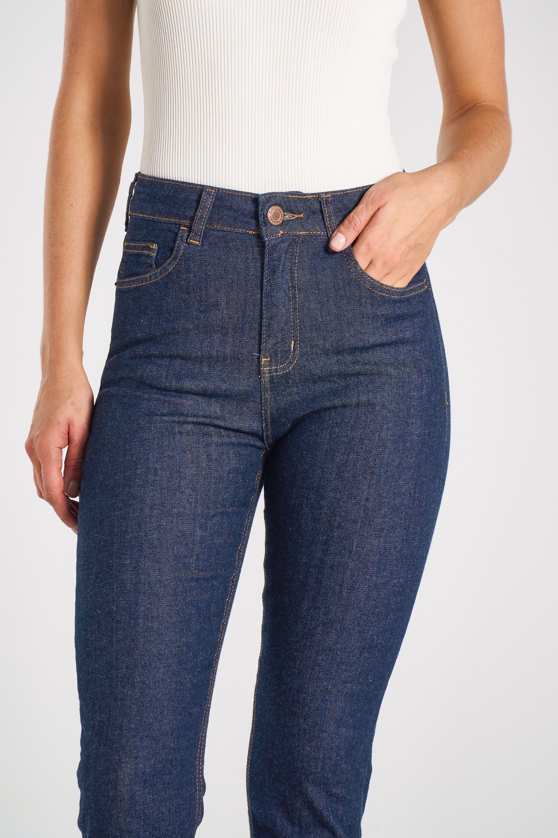 CALÇA JEANS BOOT AMACIADO