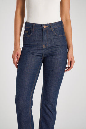 CALÇA JEANS RETA AMACIADO