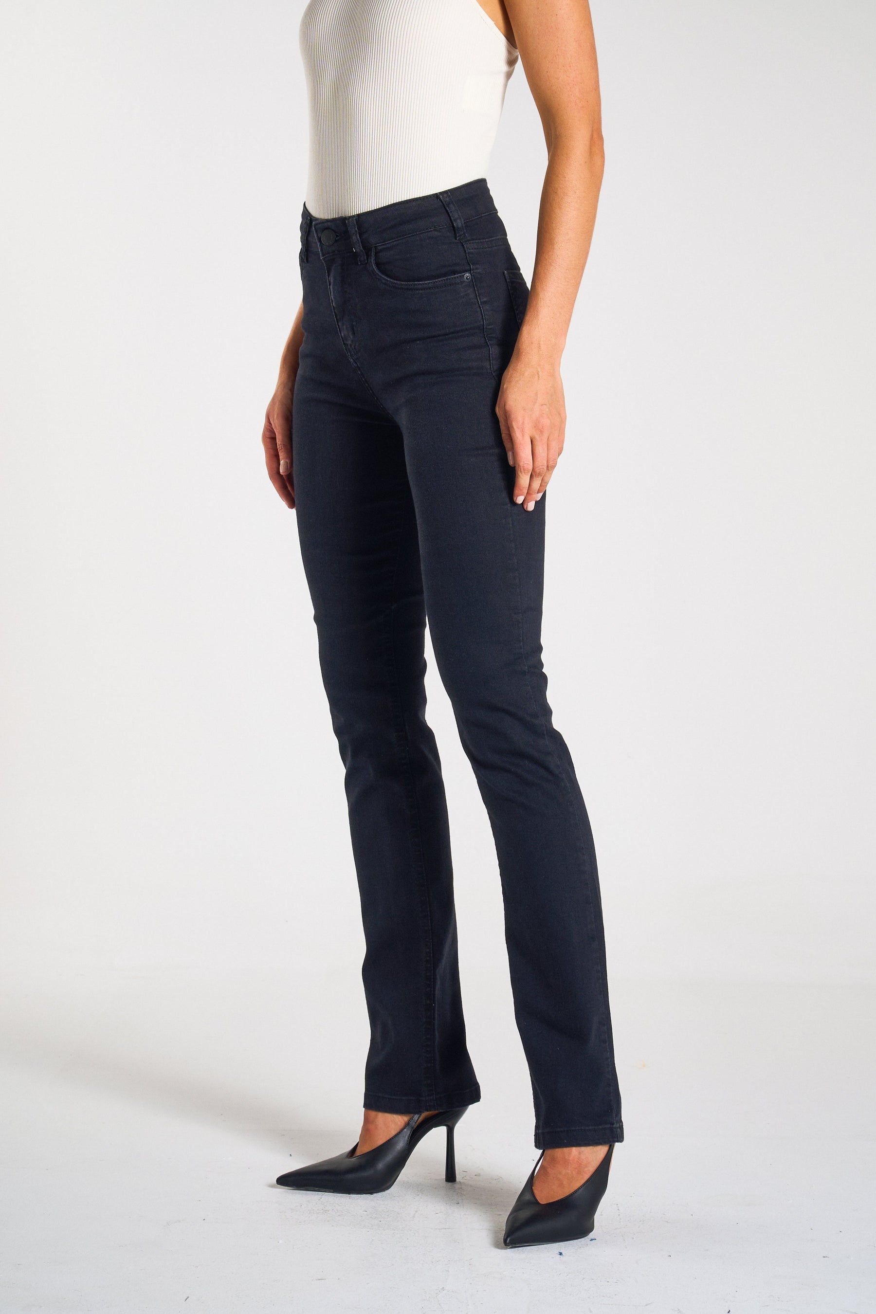 CALÇA JEANS RETA BLACK