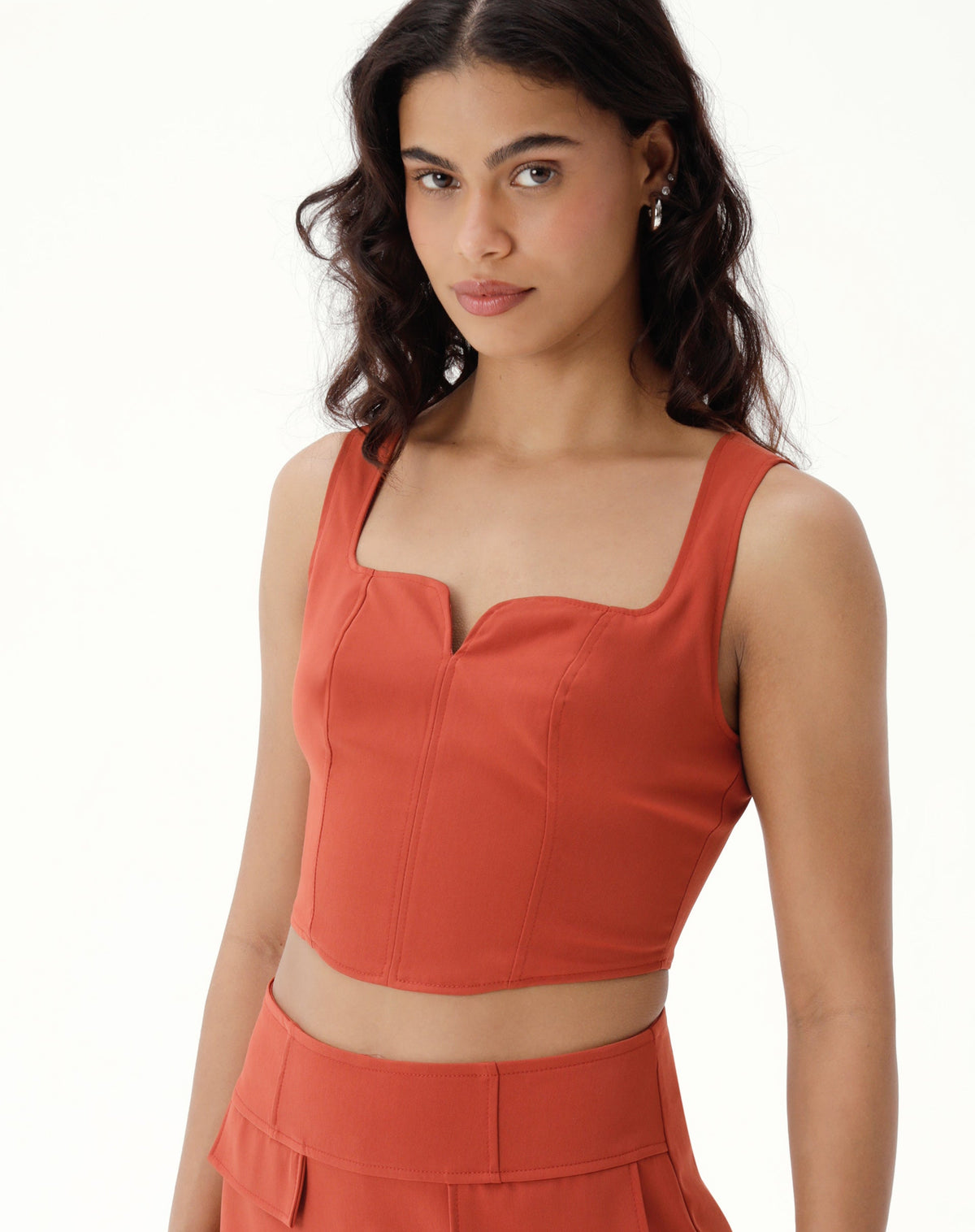BLUSA COM ALÇAS CROPPED DE ALFAIATARIA