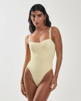 Maiô Afrodite Amarelo Manteiga