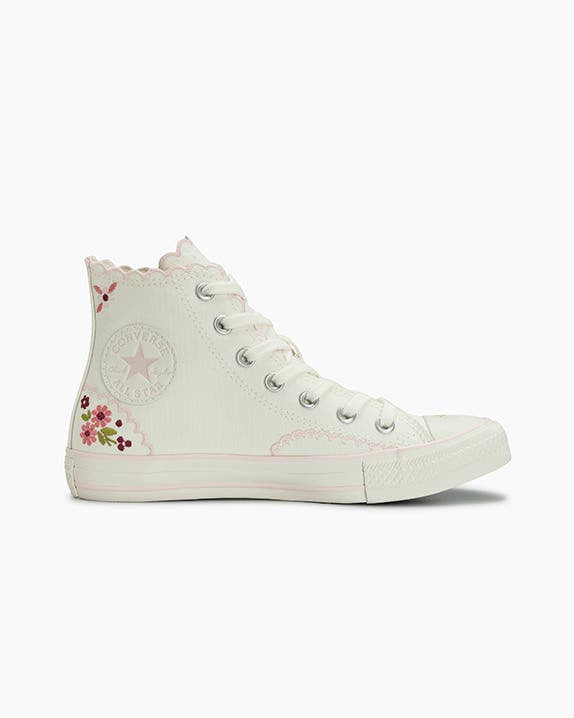 Tênis Cano Alto Bordado Floral